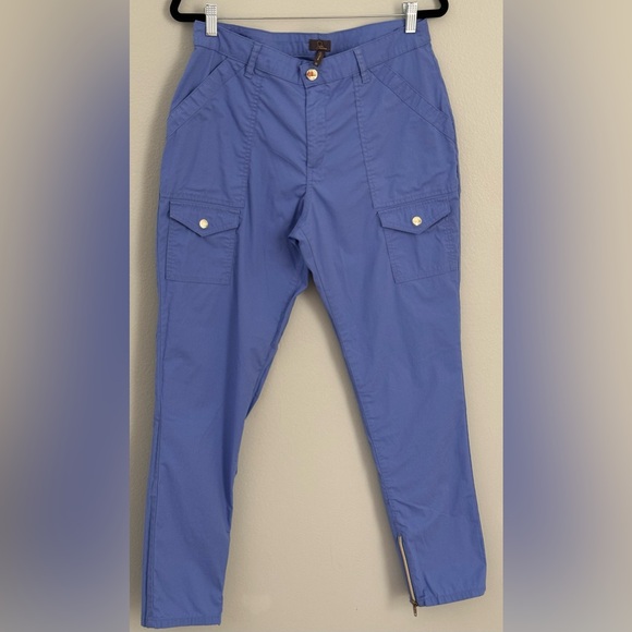 Jaanuu’s Sky Blue Button-Down Scrub Set - Picture 3 of 12